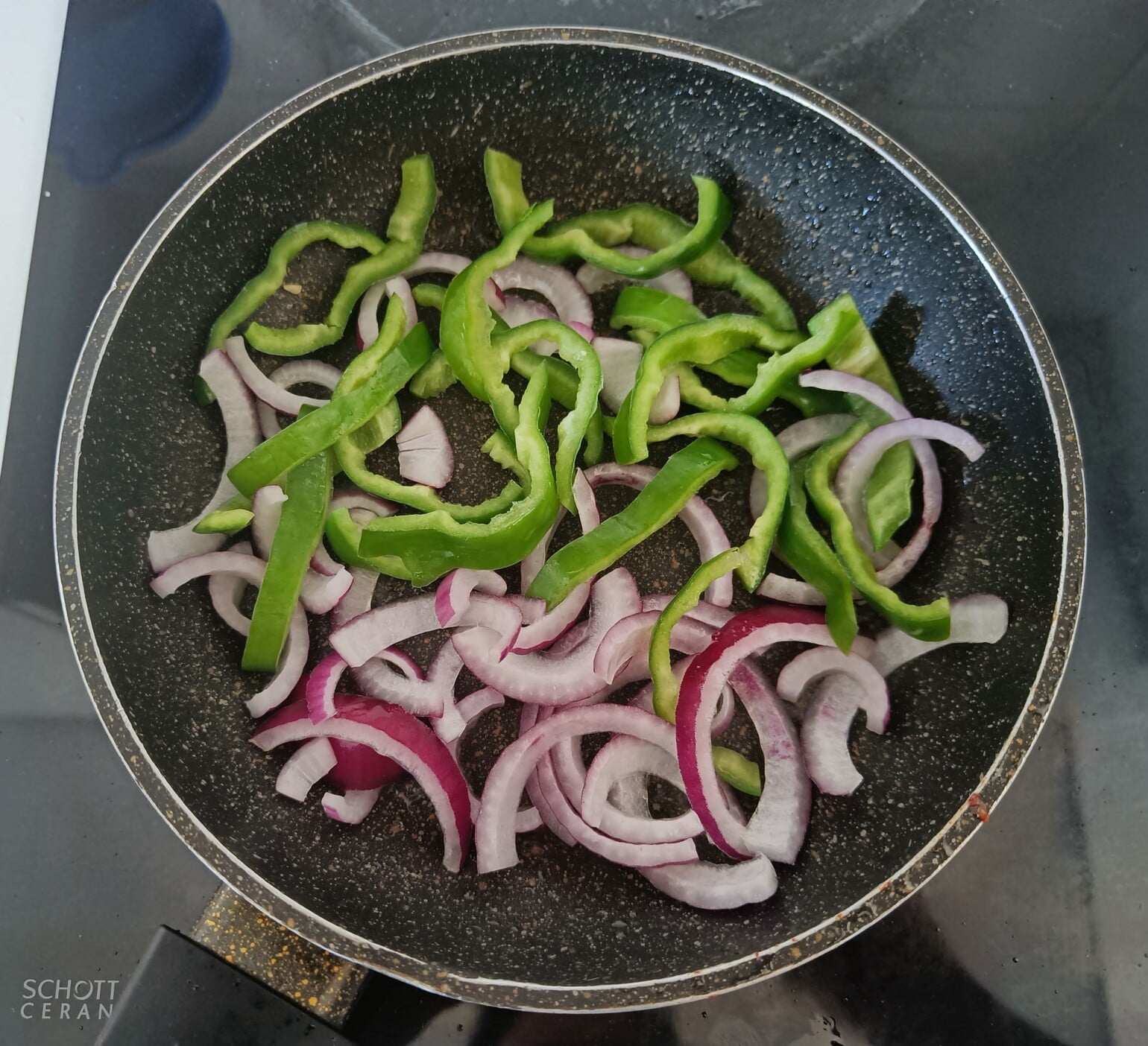 coccion verduras pizza de pollo con pimientos