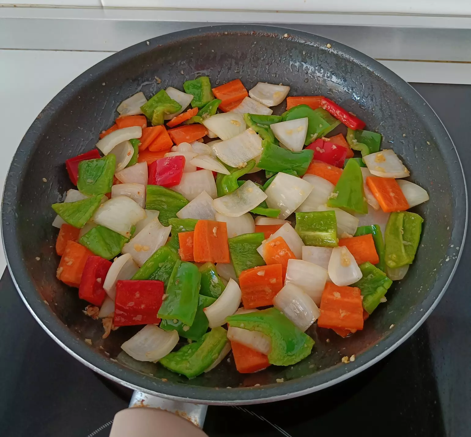 cocinado vegetales pollo con almendras